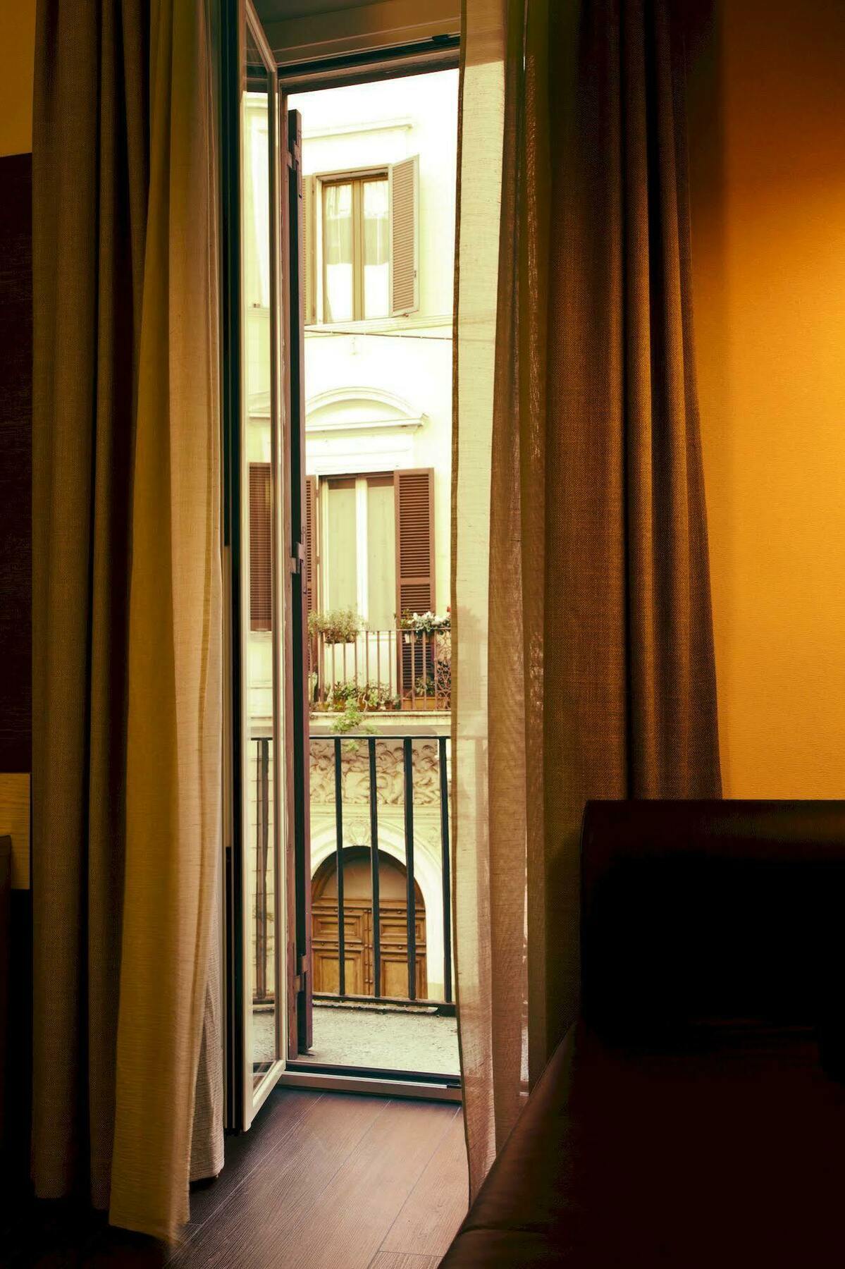 Corso 12 Roma Bed and Breakfast Buitenkant foto